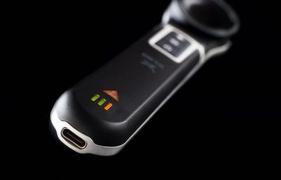 HEINE-BETA-X-otoscope-mood-picture-4-400×257 BETA X Otoskop